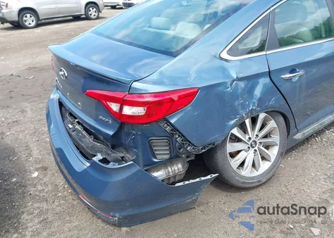 2017 Hyundai Sonata Sport z USA, uszkodzony, nr VIN 5NPE34AF5HH500483